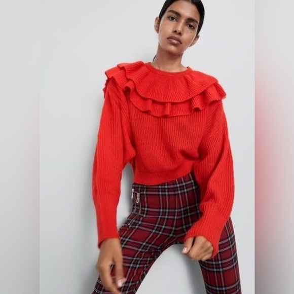 Zara Women’s Red Cropped Ruffled Knit Sweater Sz S - Picture 1 of 12